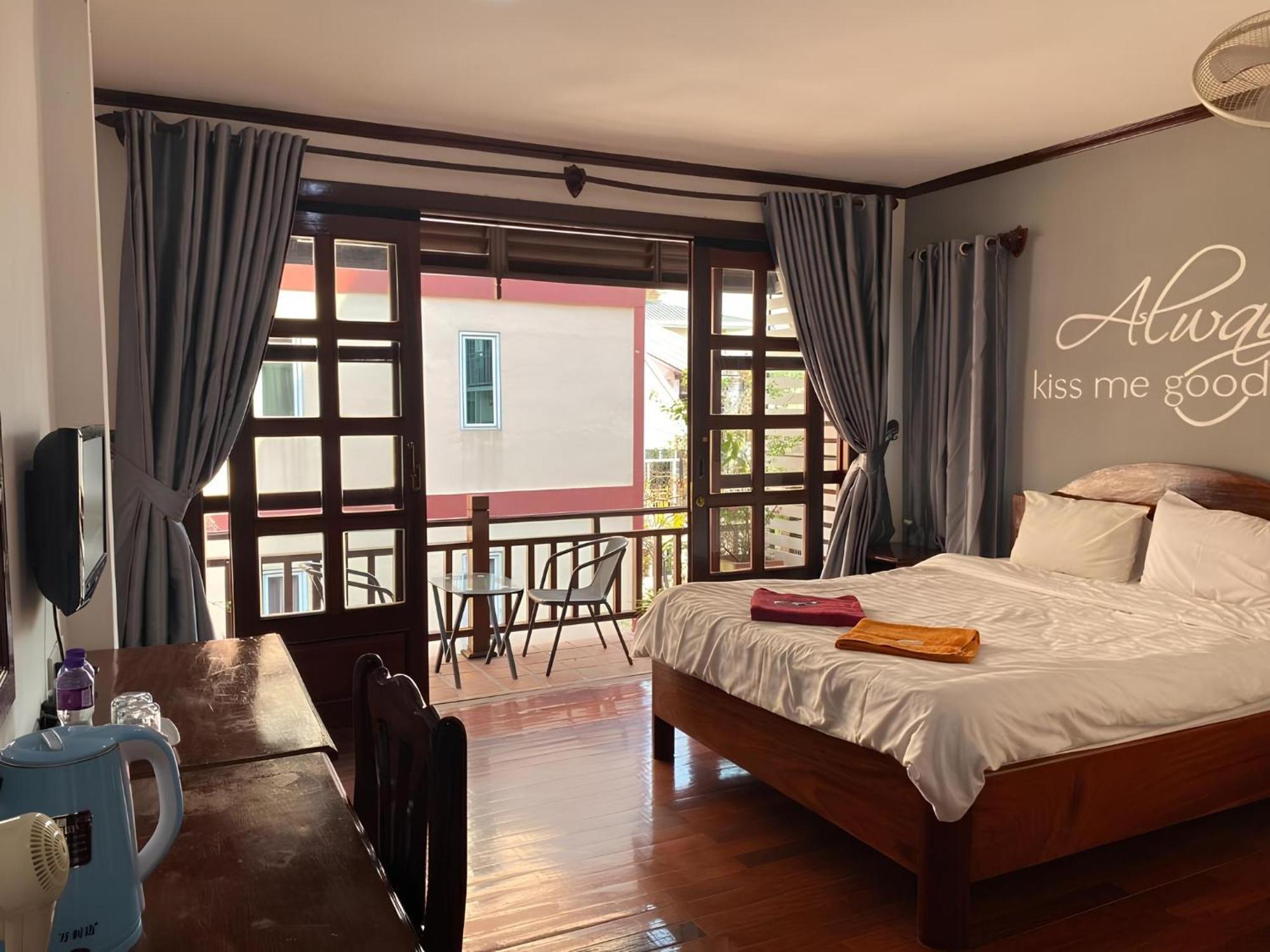 Davika Hotel Wientian Zewnętrze zdjęcie